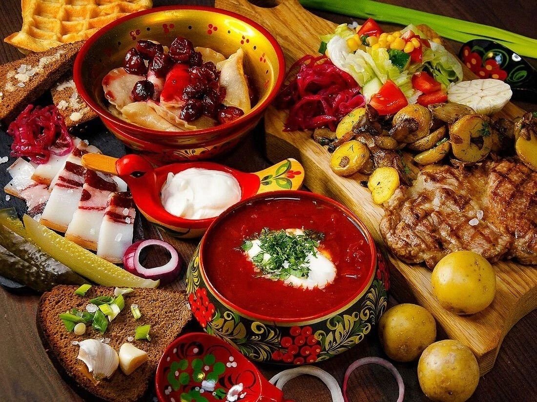 FoodUA Ukrainian feast spread